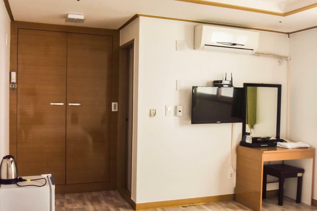 Olle Tourist Hotel Jeju Exterior photo